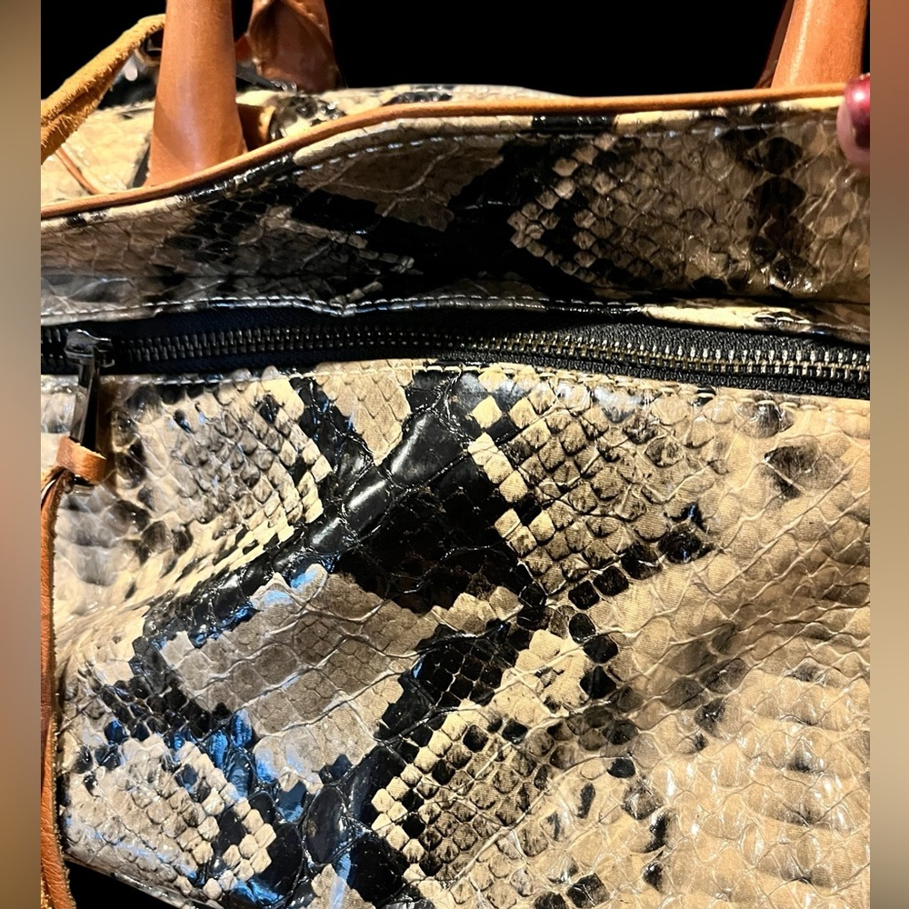 Rebecca Minkoff python handbag with shoulder strap - Picture 12 of 15